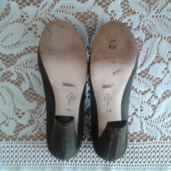 *HOST PICK!!! Cole Haan green suede feel heels - Picture 7 of 8